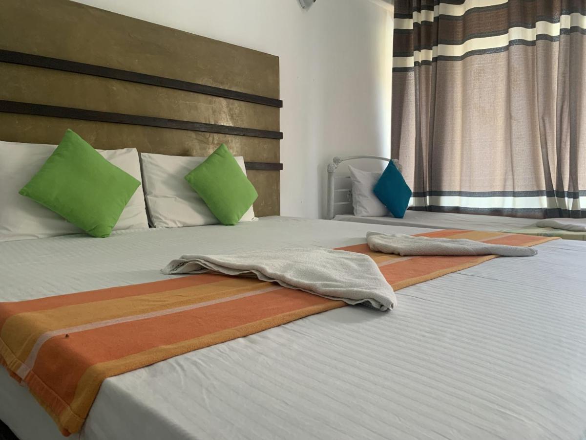 360 Beach Residence Негомбо Экстерьер фото